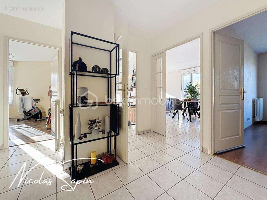 Appartement à VARCES-ALLIERES-ET-RISSET