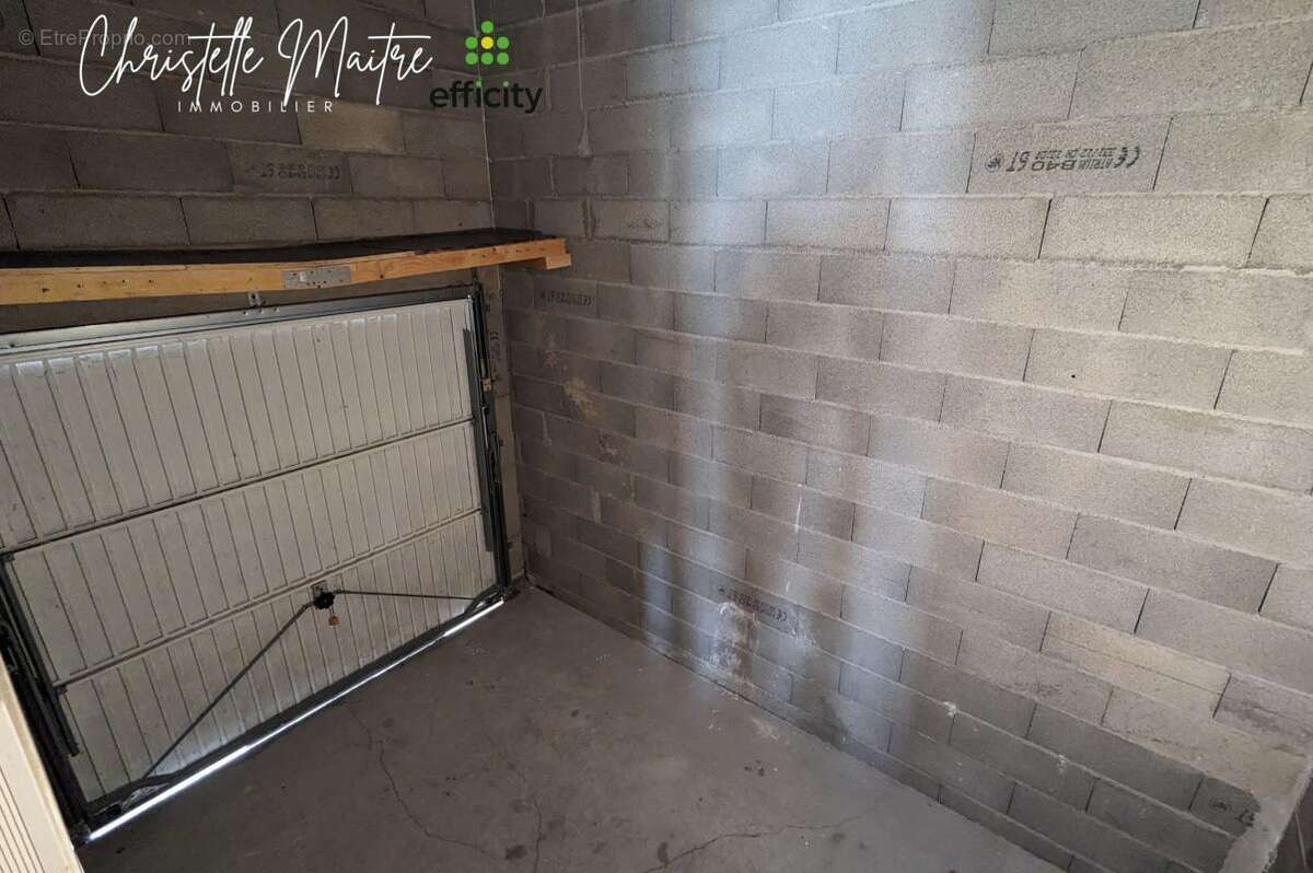 Maison 77 m² à Arles  - photo 11