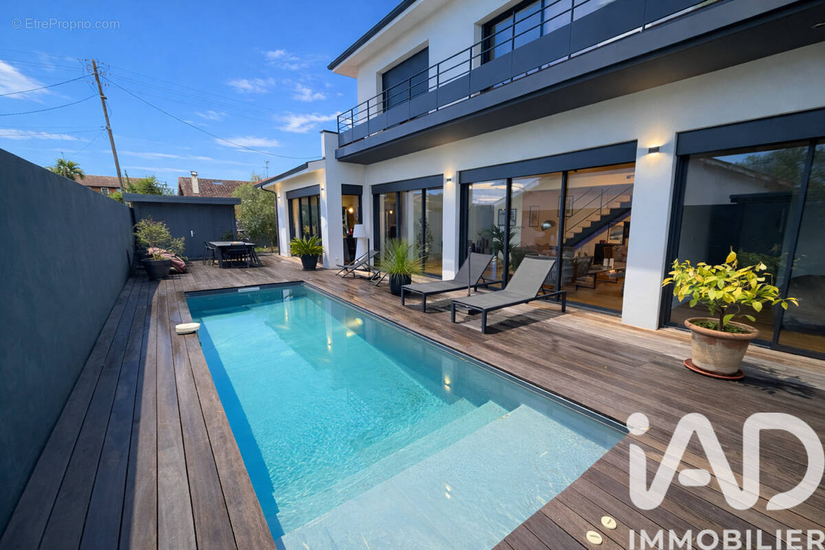 Photo 1 - Maison à MERIGNAC