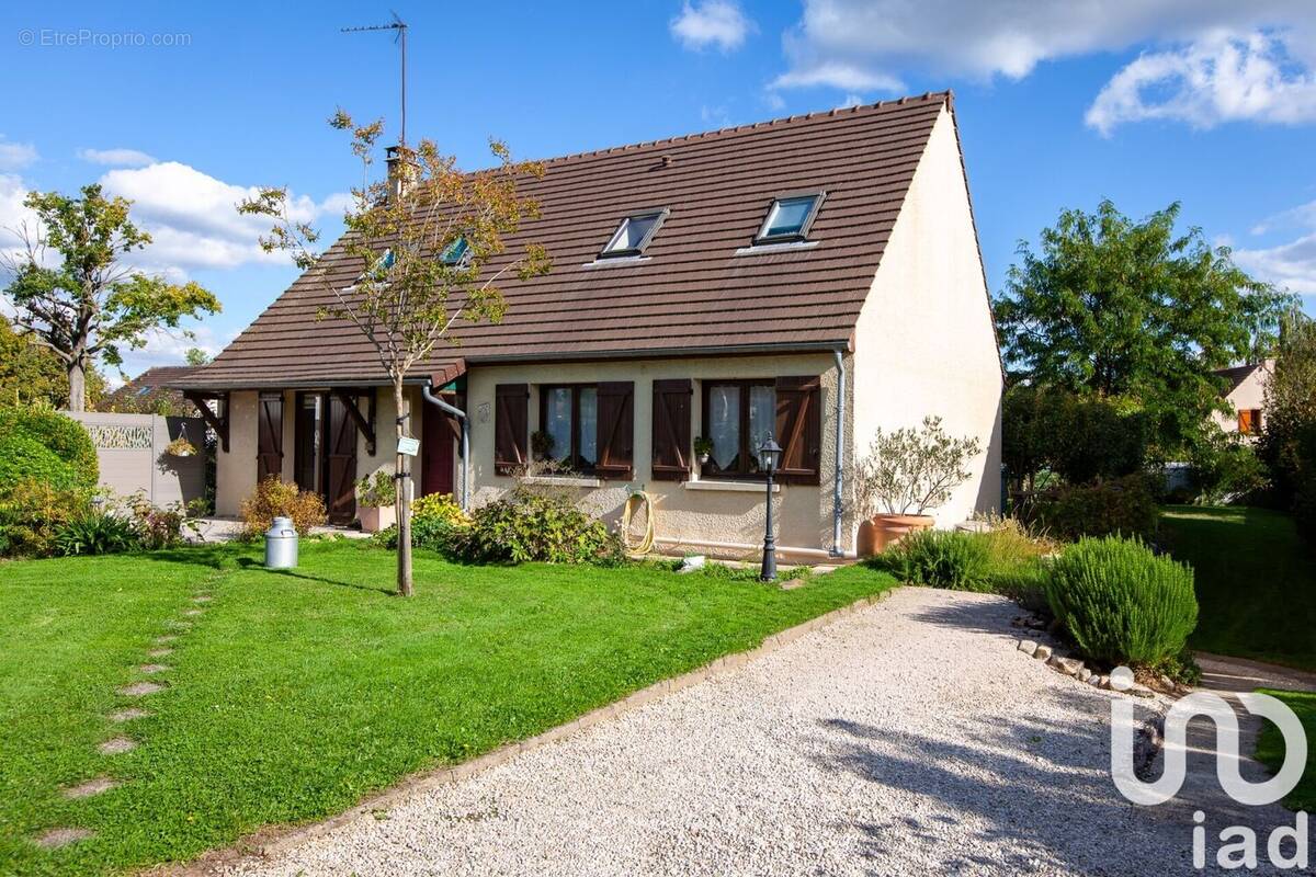 Photo 1 - Maison à ORRY-LA-VILLE