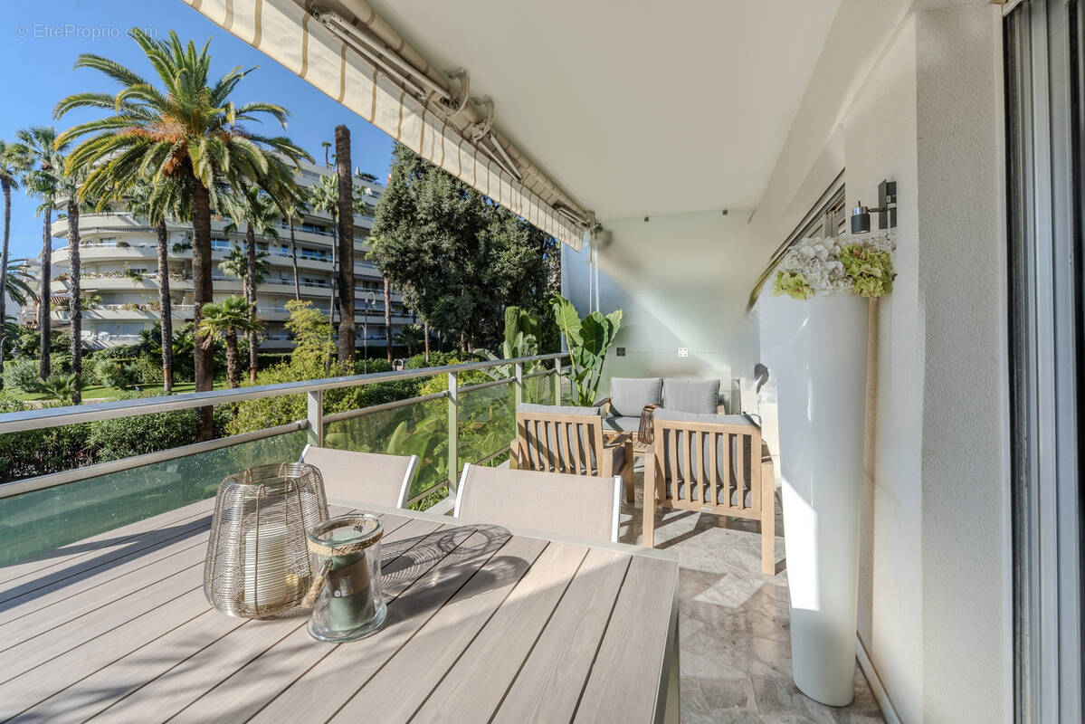 Appartement à CANNES