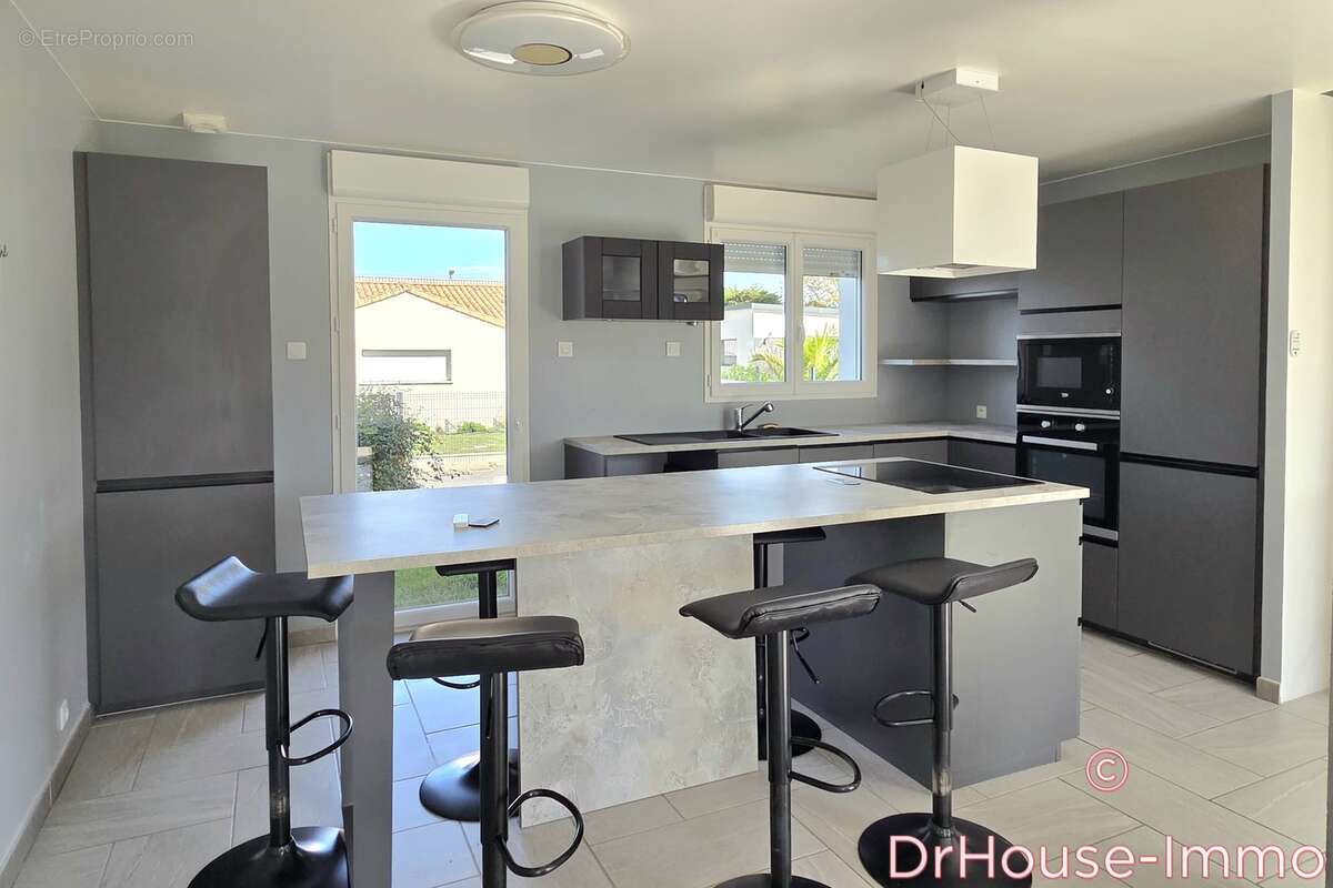 Maison à SAINT-MICHEL-CHEF-CHEF