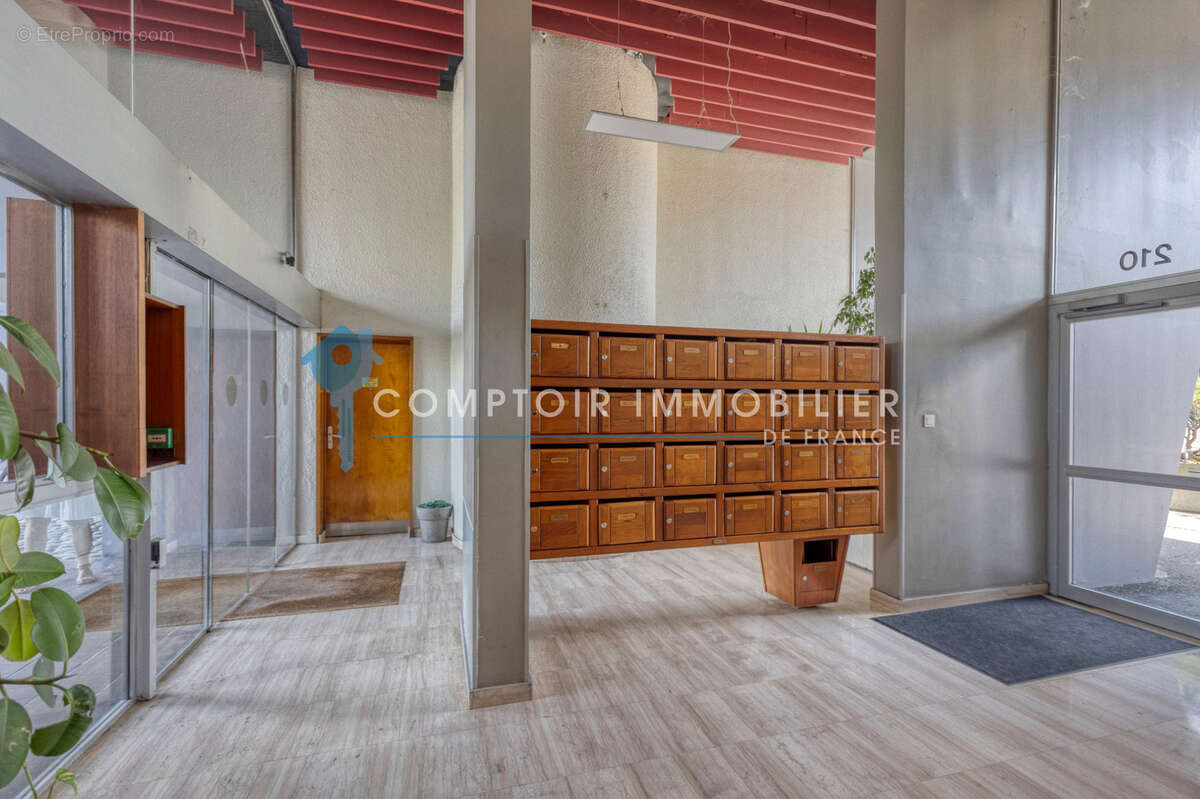 Isère (38) Grenoble-Libération-  T5 Lumineux ( 3 chambres ) -110 m2 - photo 21