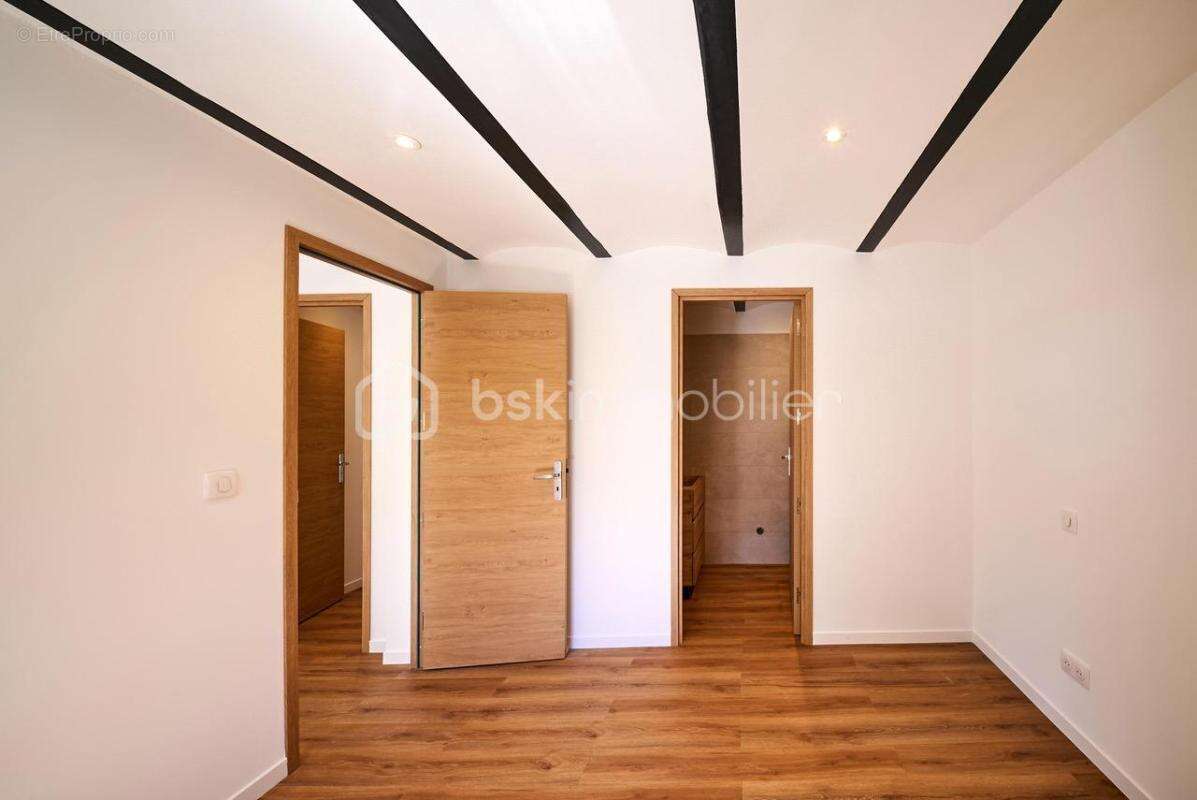 Appartement à LA CADIERE-D'AZUR