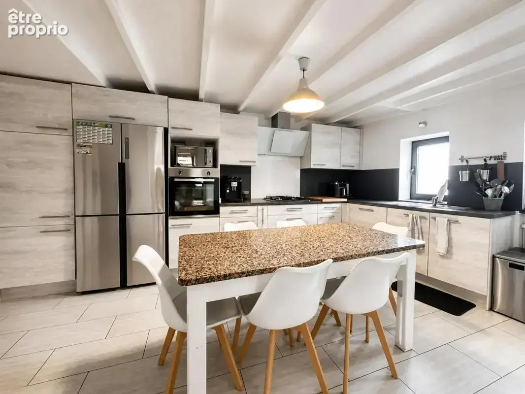 Maison de 4 pièces de 122 m² à Pont-de-Chéruy - photo 5
