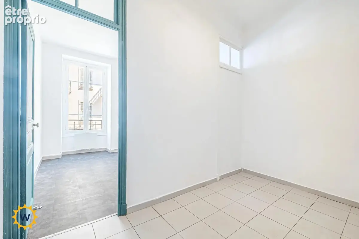 Nice le port rue bonaparte – 3/4 pièces traversant 65 m² – balcon – ascenseur - photo 10