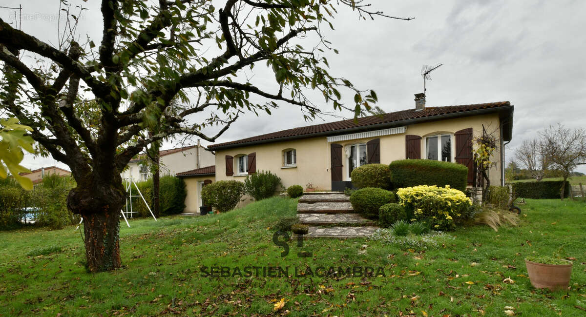 Maison à PUYGOUZON