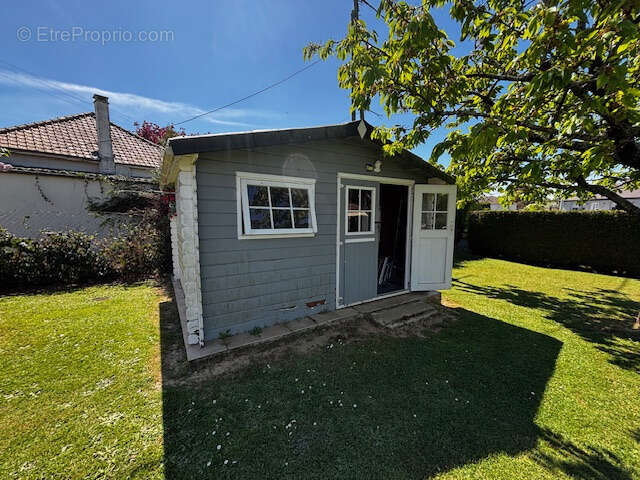 Maison à LA HAYE-MALHERBE