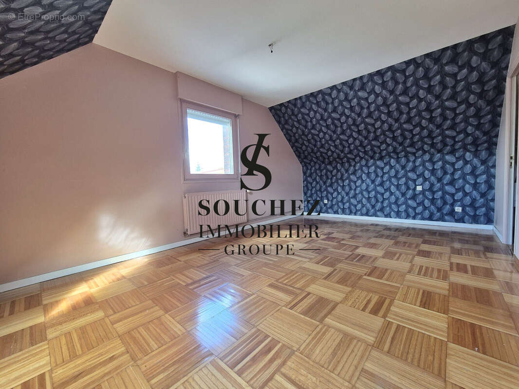 Appartement à HERSIN-COUPIGNY