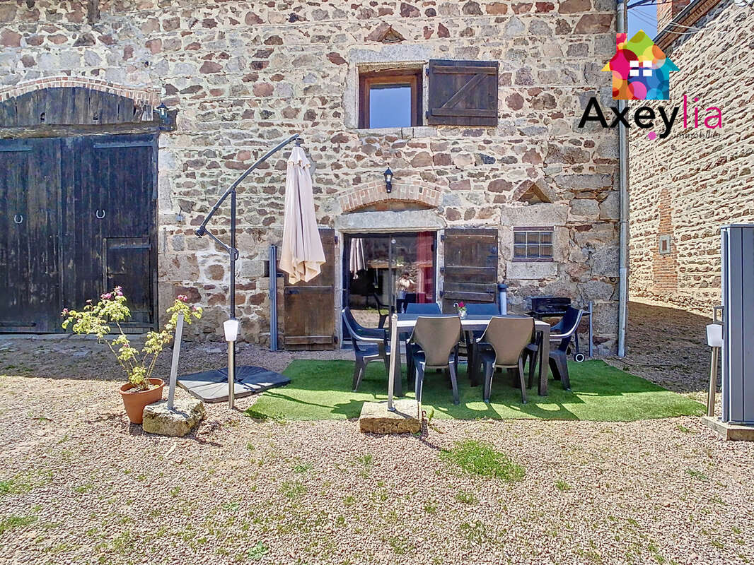 Maison à SAINT-MARTIN-D&#039;ESTREAUX