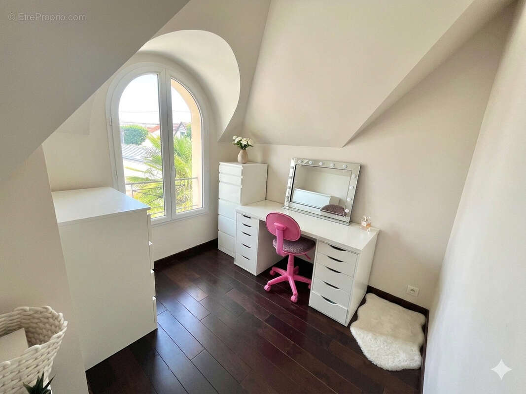 Maison à TREMBLAY-EN-FRANCE