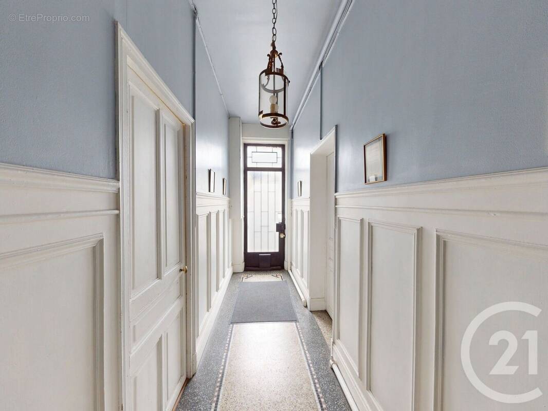 Maison à SAINT-QUENTIN