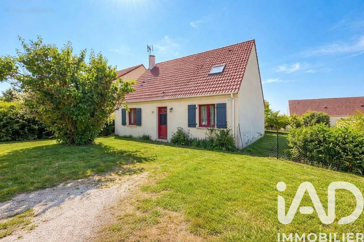 Photo 1 - Maison à CHAMPIGNY