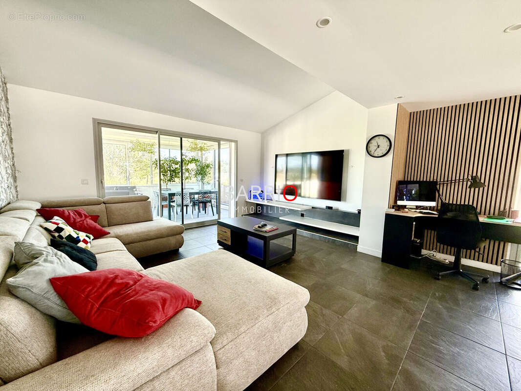 Maison à SAINT-CYPRIEN