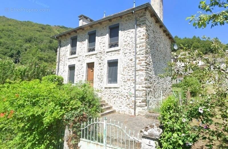 Maison à CASSANIOUZE