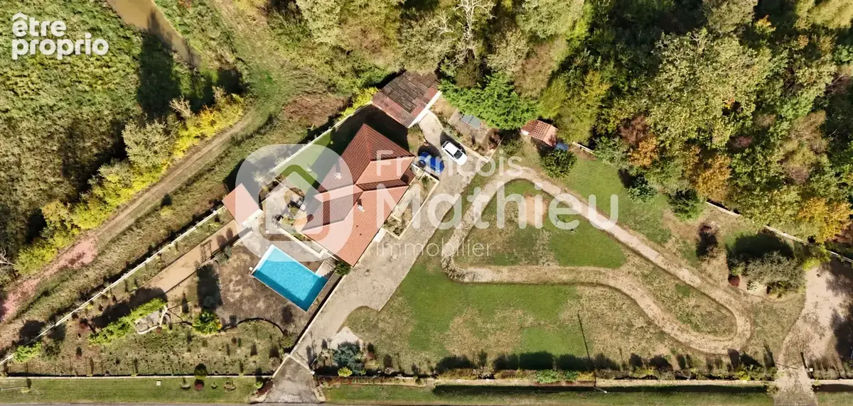 Sandrans - Maison T4 avec garage et terrain d'environ 3 975 m2 - photo 1