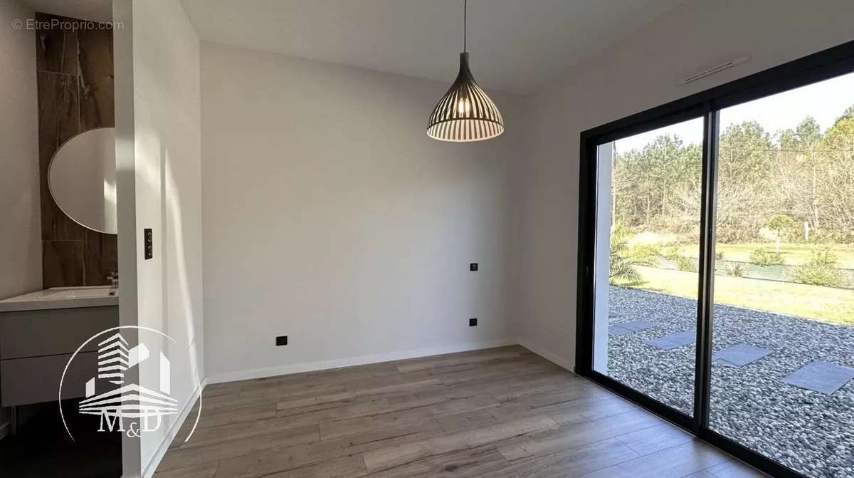 Maison à GRATENTOUR