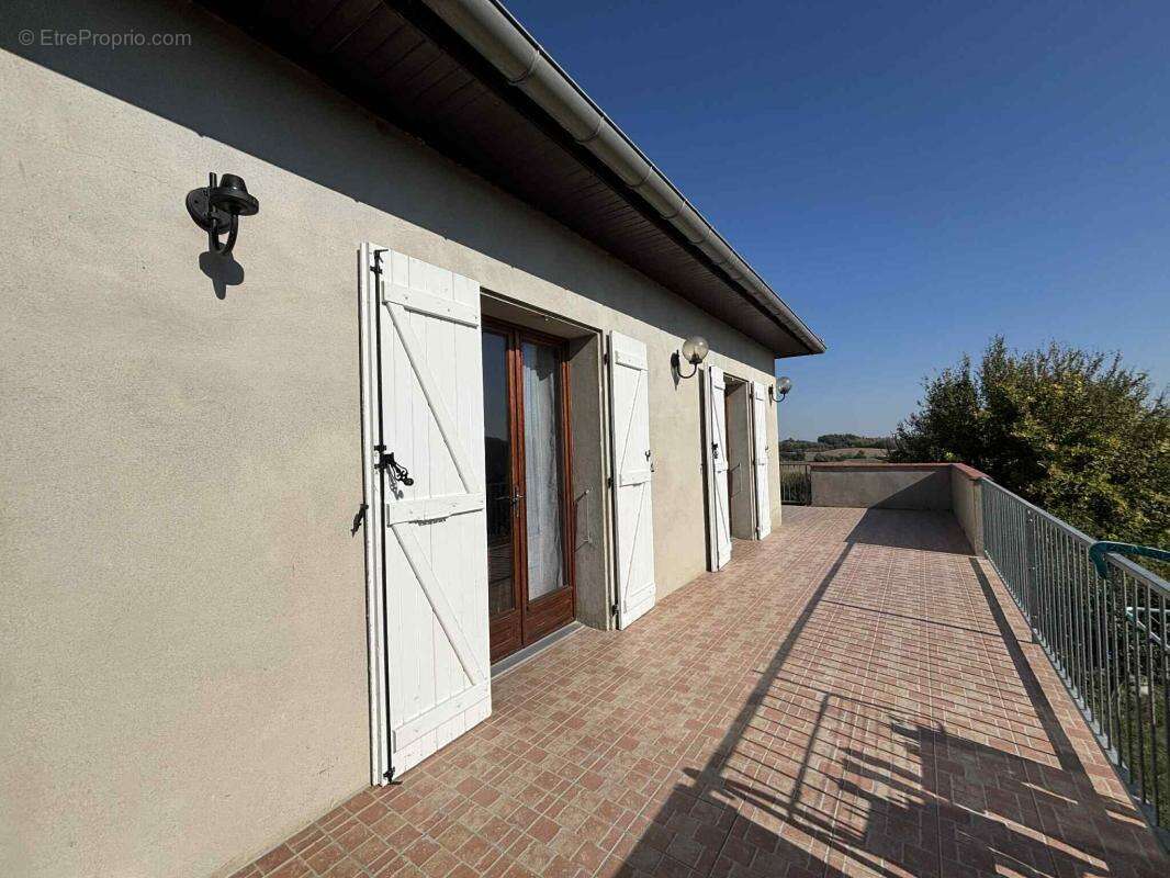 Maison à PUYLAURENS