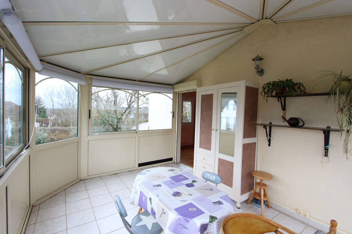 Maison à VARENNES-VAUZELLES