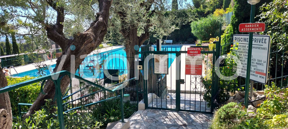 Appartement à LE CANNET