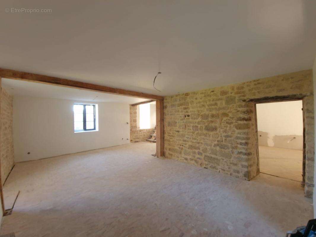 Maison à SAINT-ROBERT