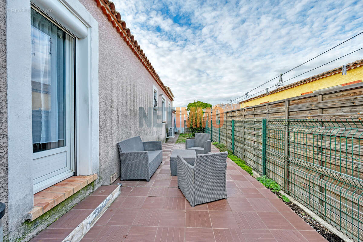 Maison à AIMARGUES