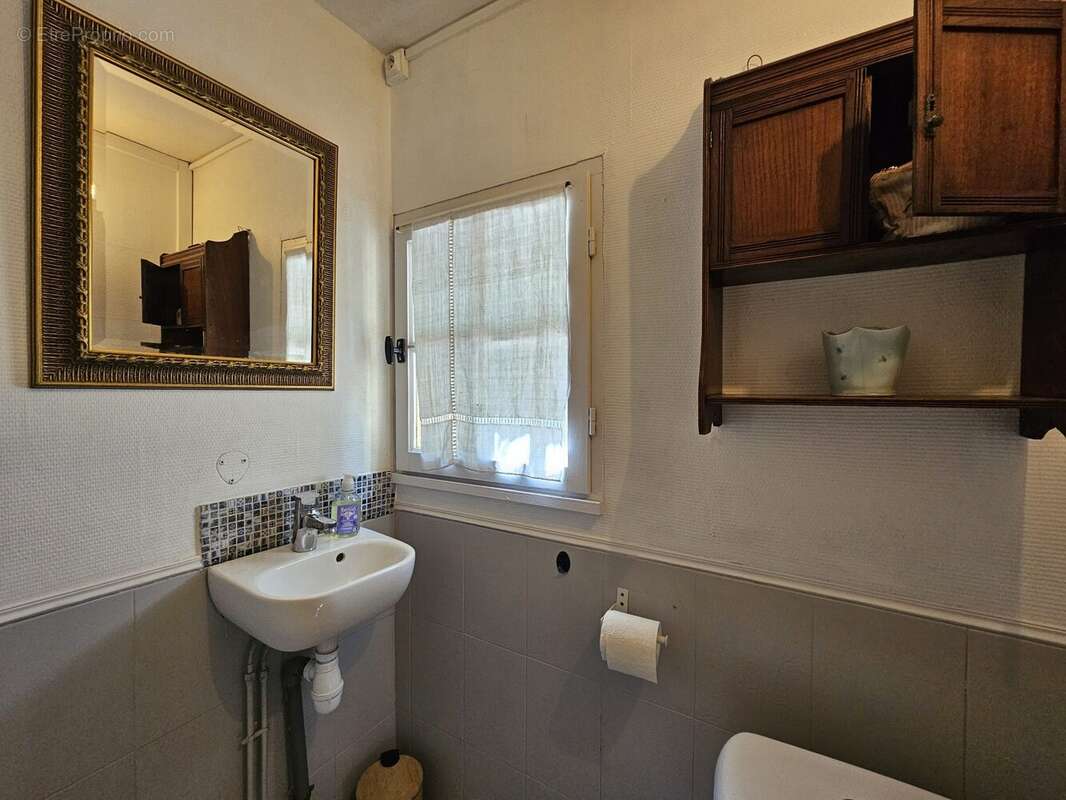 Maison à SAINTE-ALVERE