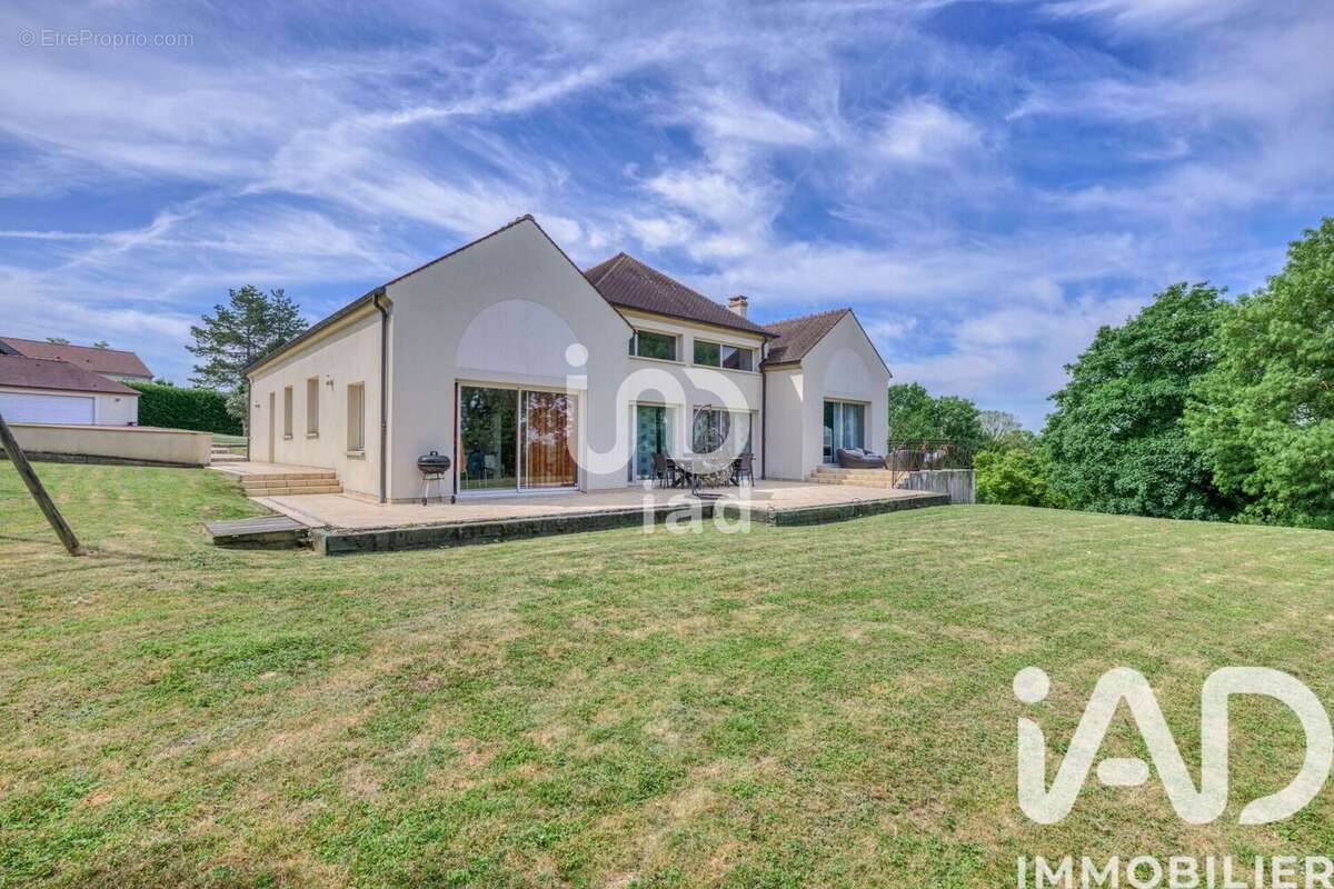 Photo 9 - Maison à BUSSY-SAINT-GEORGES