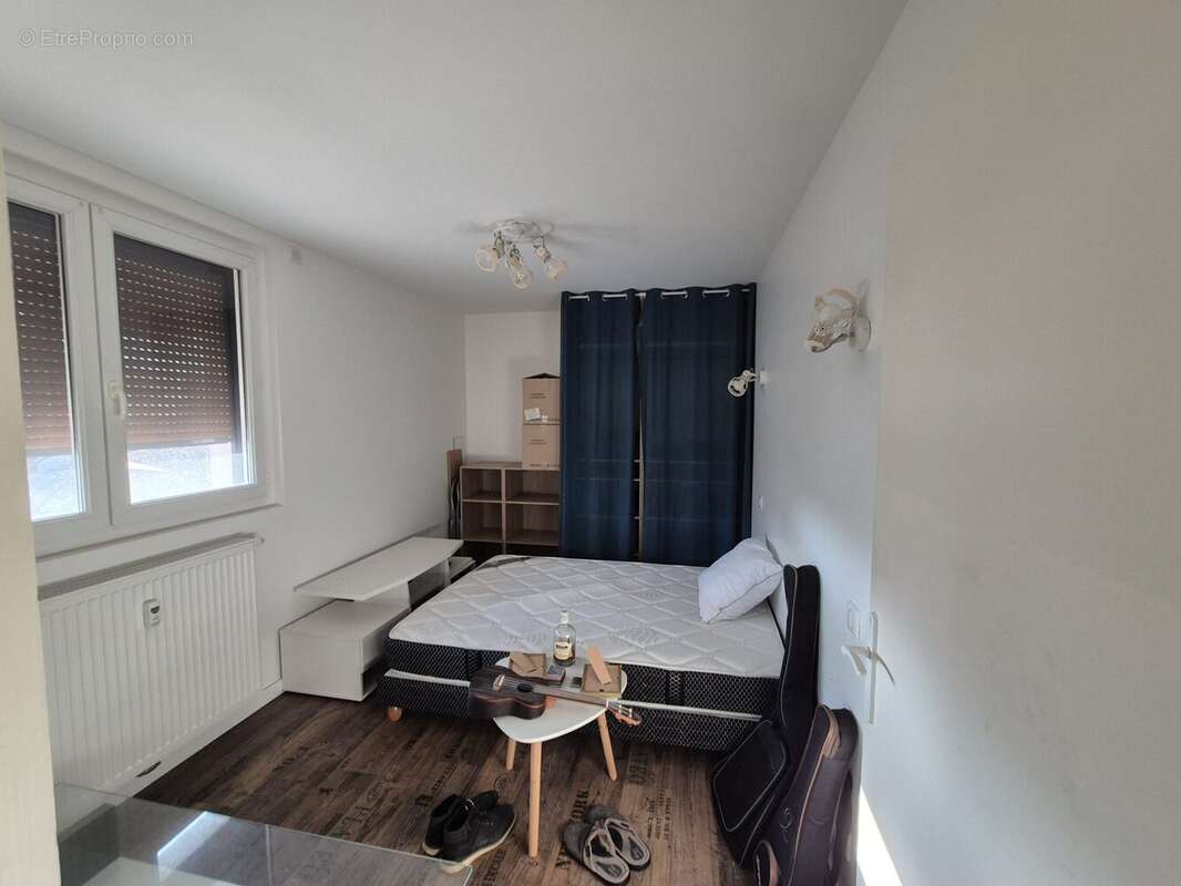 Appartement à PERRIGNY