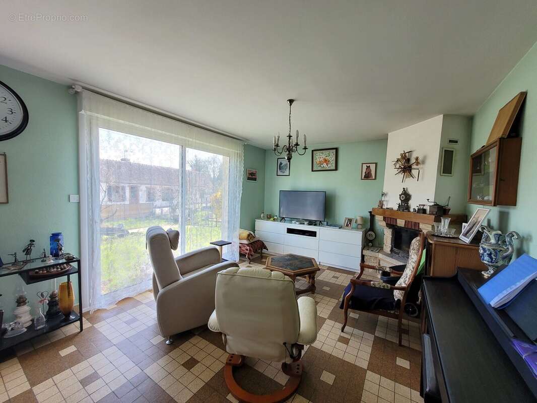 Maison à LONGNY-AU-PERCHE
