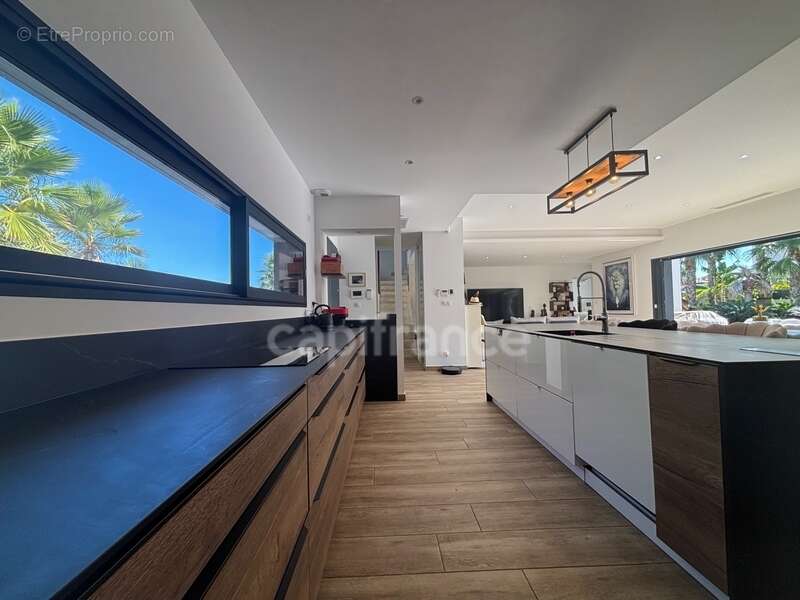 Grau d'agde(34) a vendre villa contemporaine p6, prestations haut de gamme, proche mer, secteur calme - photo 6
