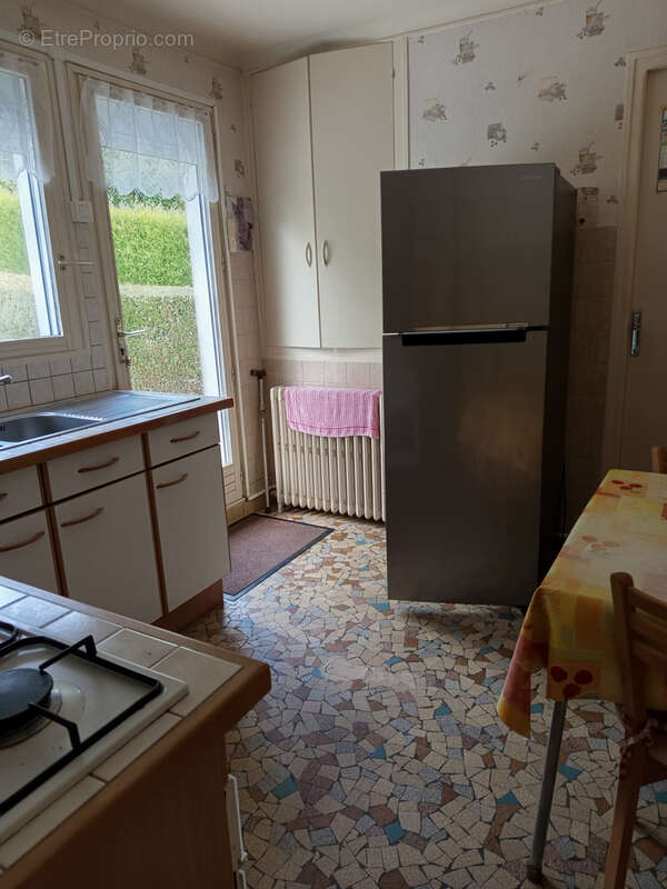 Maison à LA BONNEVILLE-SUR-ITON