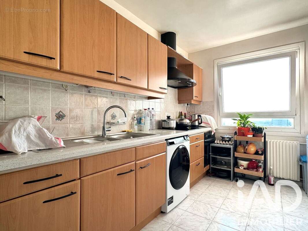 Appartement 78 m² à Paris-18e  - photo 8