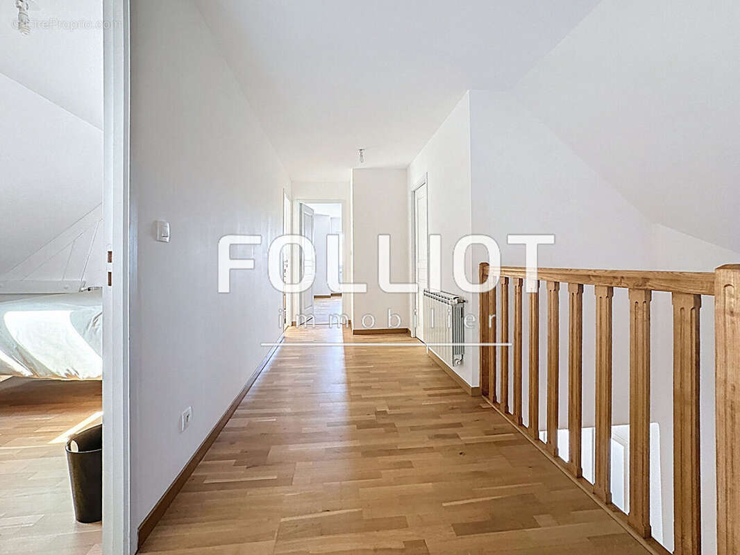 Maison à MAY-SUR-ORNE