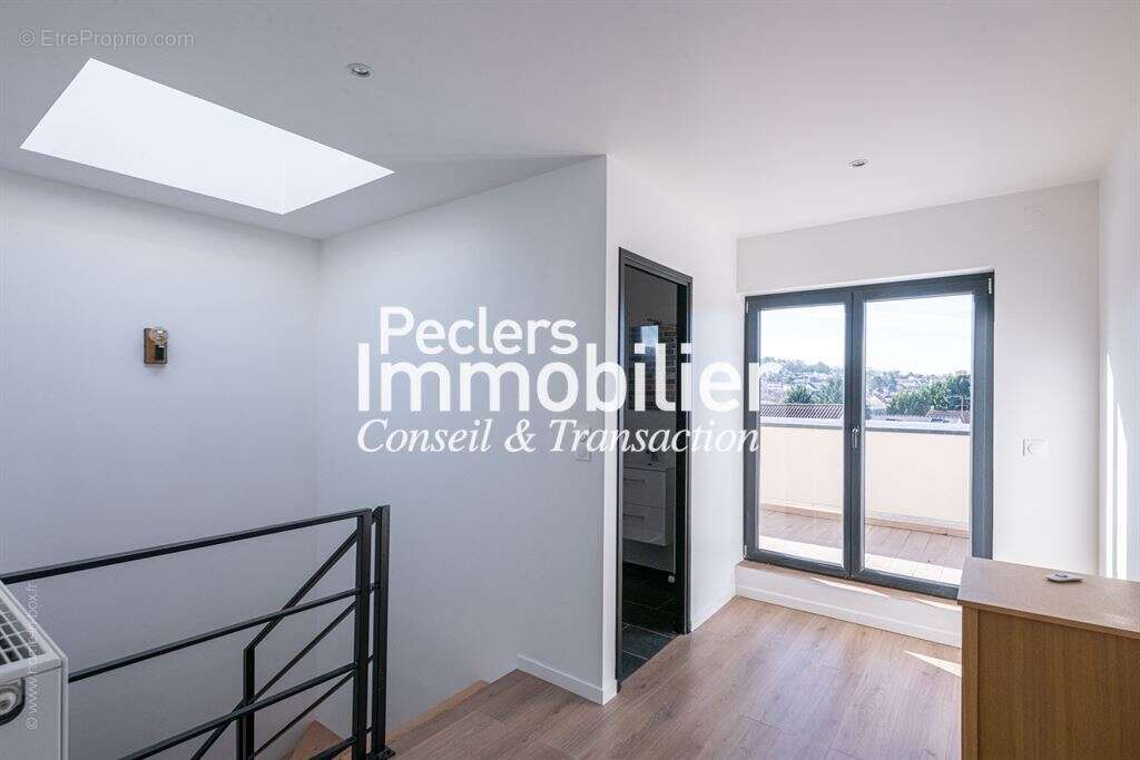 Maison à NANTERRE