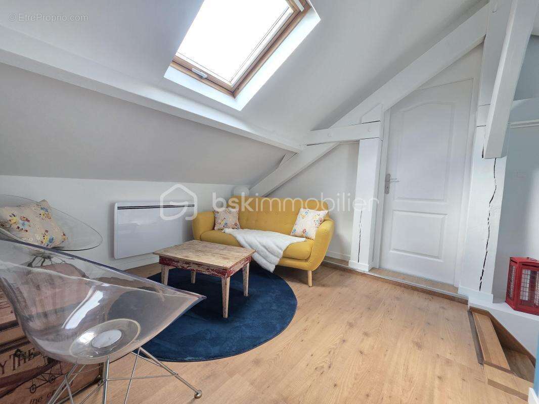 Maison à BALLAINVILLIERS