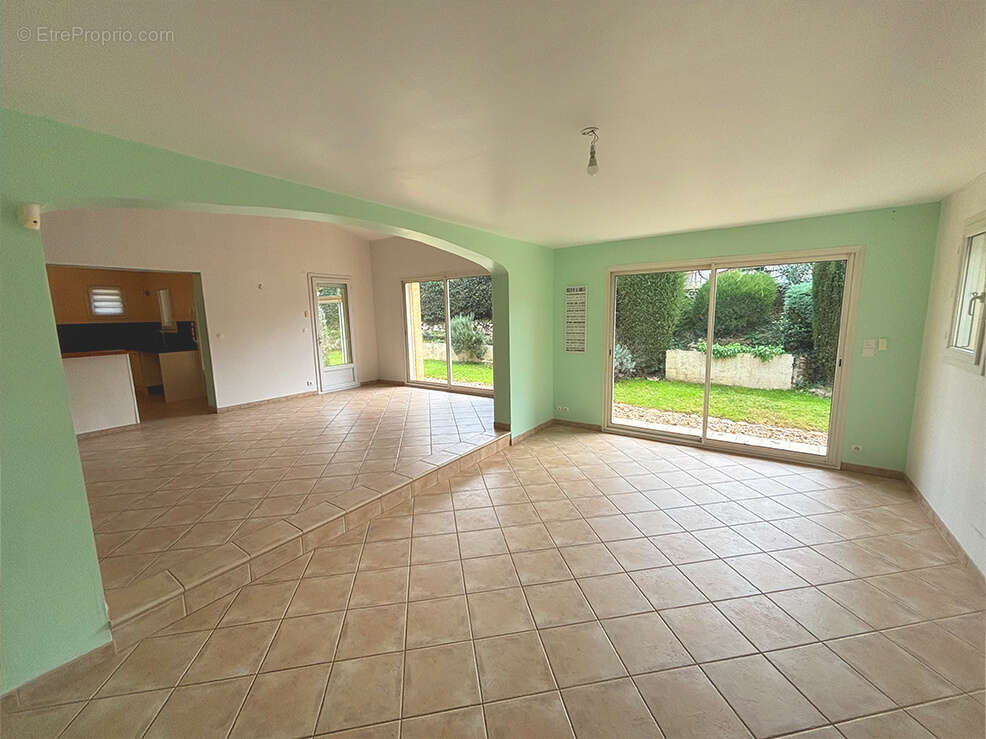 Maison à MALATAVERNE