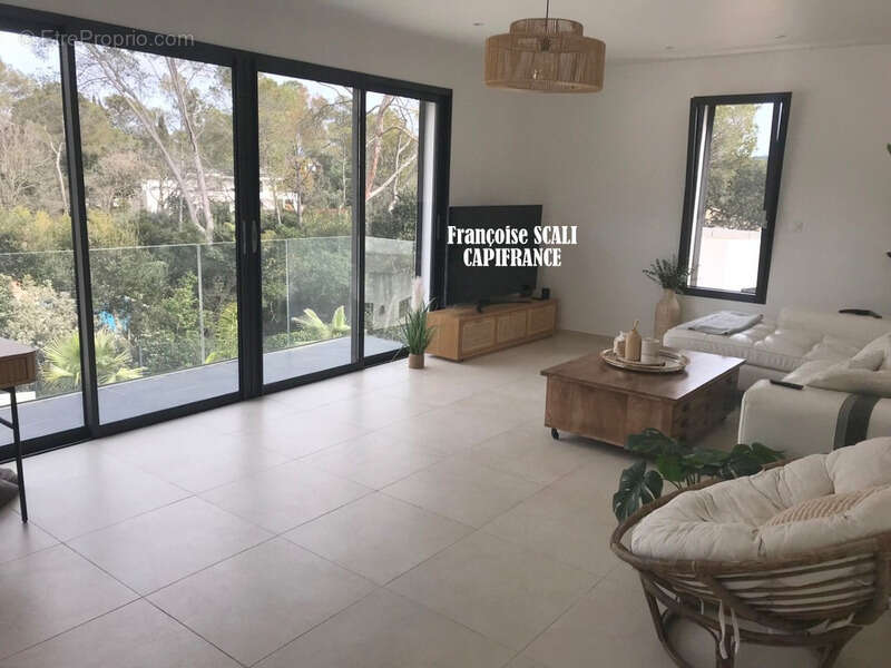 Maison à SAINT-RAPHAEL