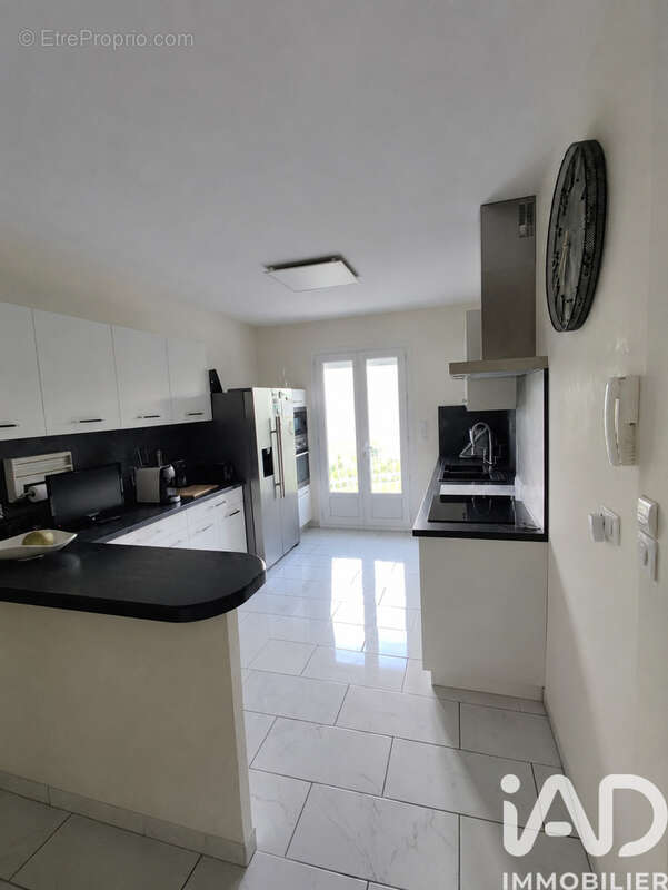 Maison 158 m² à Peyrieu  - photo 9