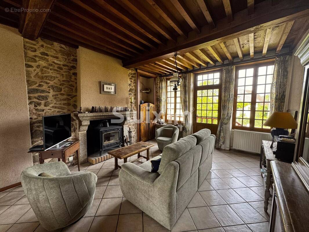 Maison à DOMECY-SUR-CURE