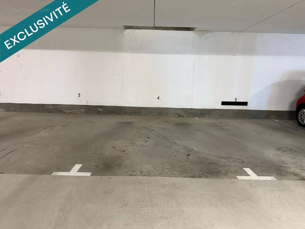 Photo 1 - Parking à SAINT-NAZAIRE