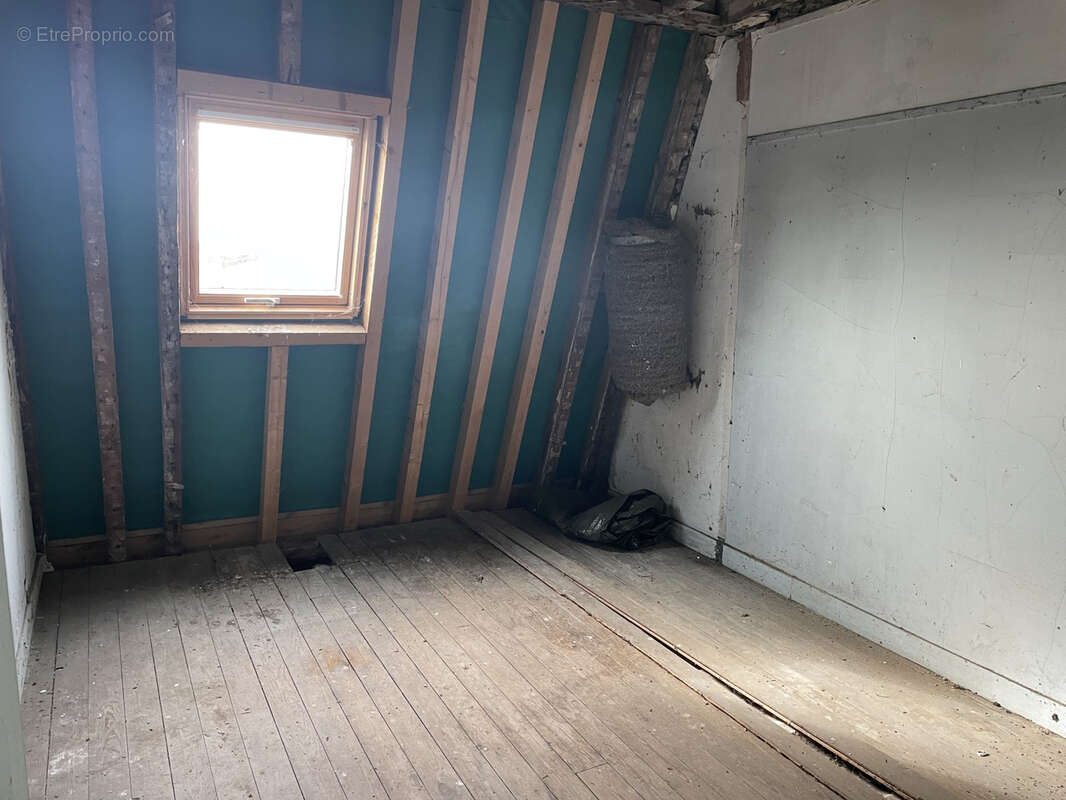 Maison à CHAMPROND-EN-GATINE