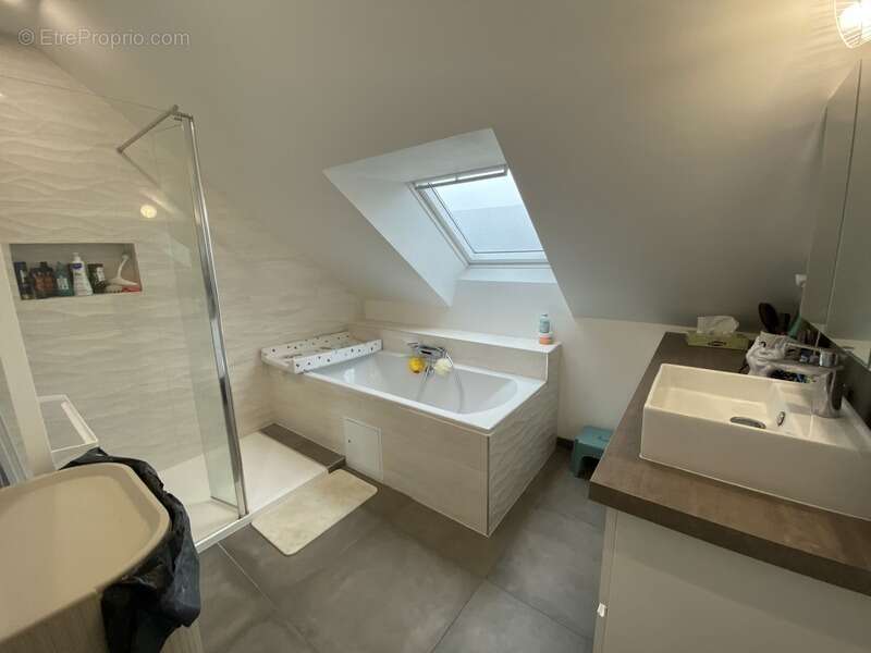 Maison à SAULON-LA-RUE