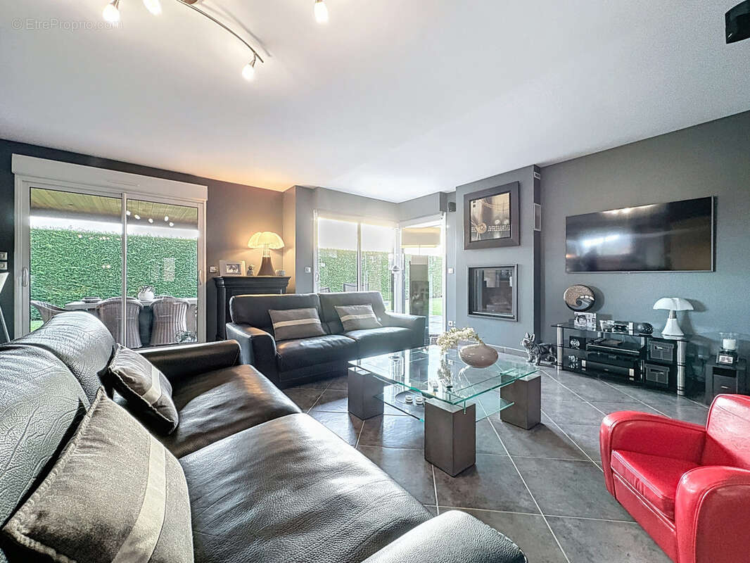 Maison à NEUVE-CHAPELLE