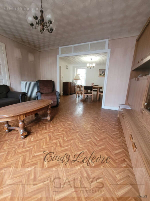 Maison à MONT-SAINT-MARTIN