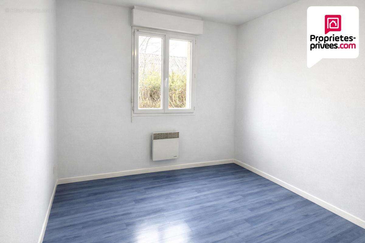 Maison à YVRE-L'EVEQUE