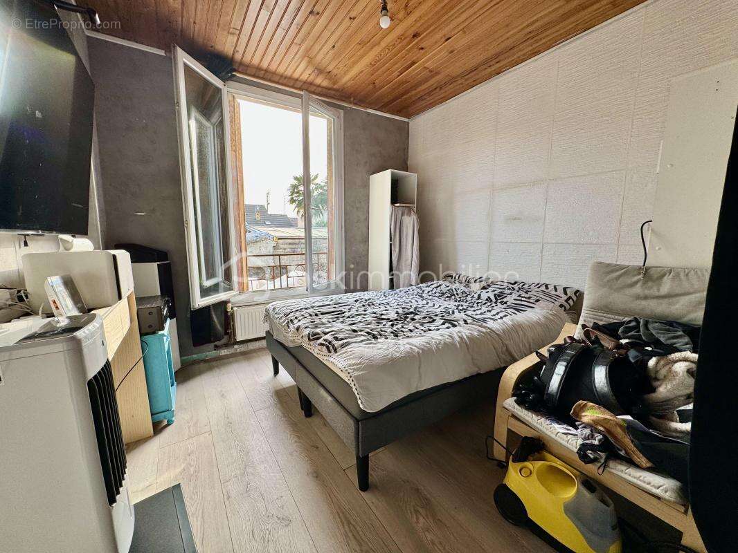 Maison à fort potentiel à rénover - 70m2 - LE BLANC-MESNIL - photo 8