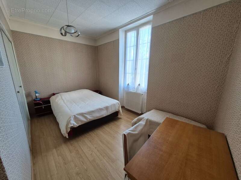 Maison à SAINT-SAVINIEN