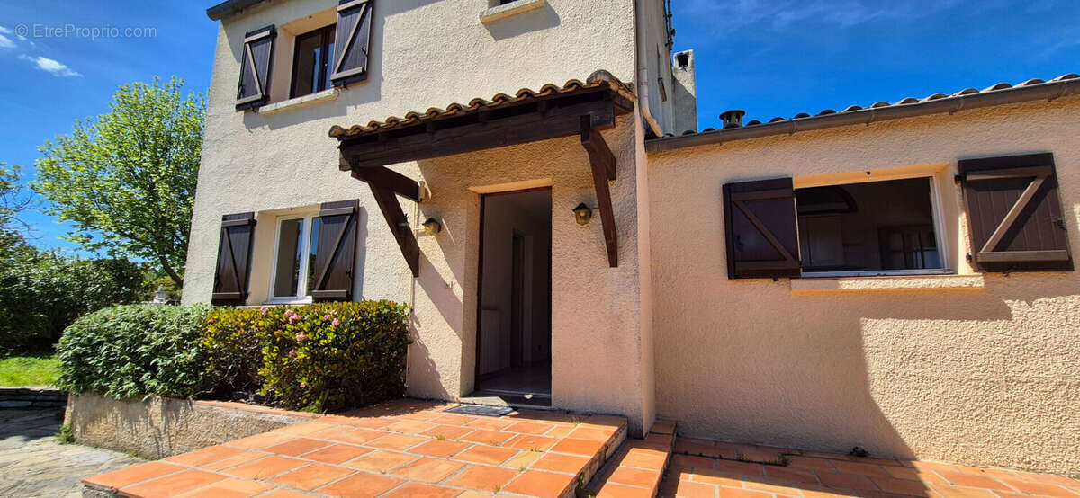 Maison à LES MATELLES
