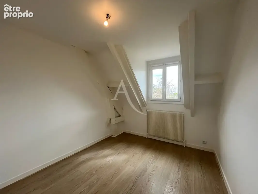 Maison 130 m² à Vineuil  - photo 8